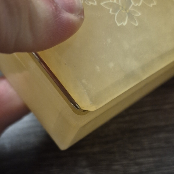 Vintage Genuine Alabaster Floral Trinket Jewelry Box Made in Italy - Picture 9 of 10